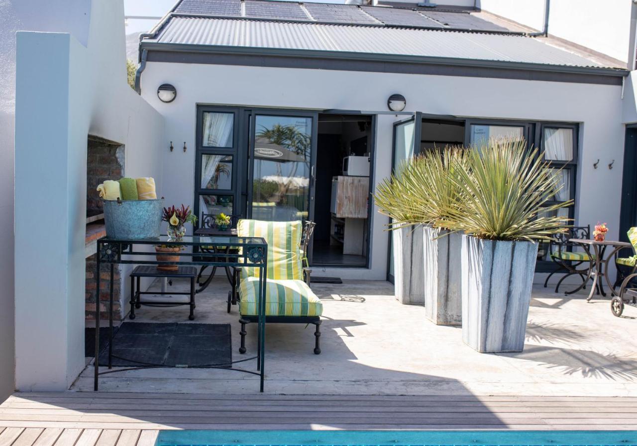 Stay At Friends Bettyʼs Bay Εξωτερικό φωτογραφία