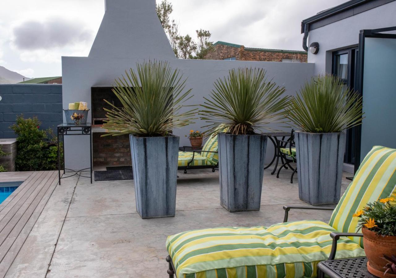 Stay At Friends Bettyʼs Bay Εξωτερικό φωτογραφία