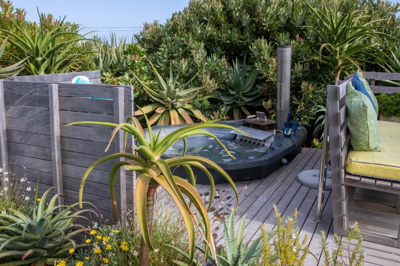 Stay At Friends Bettyʼs Bay Εξωτερικό φωτογραφία