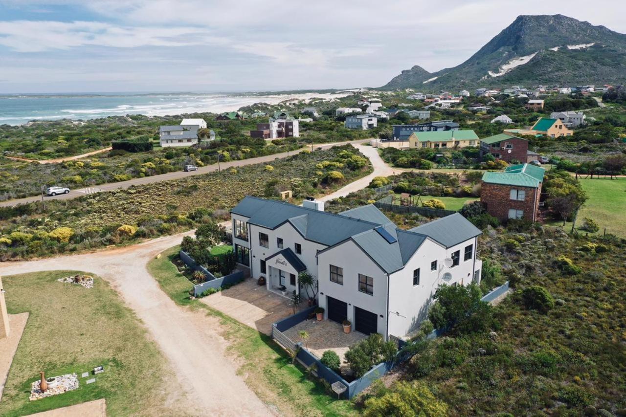 Stay At Friends Bettyʼs Bay Εξωτερικό φωτογραφία